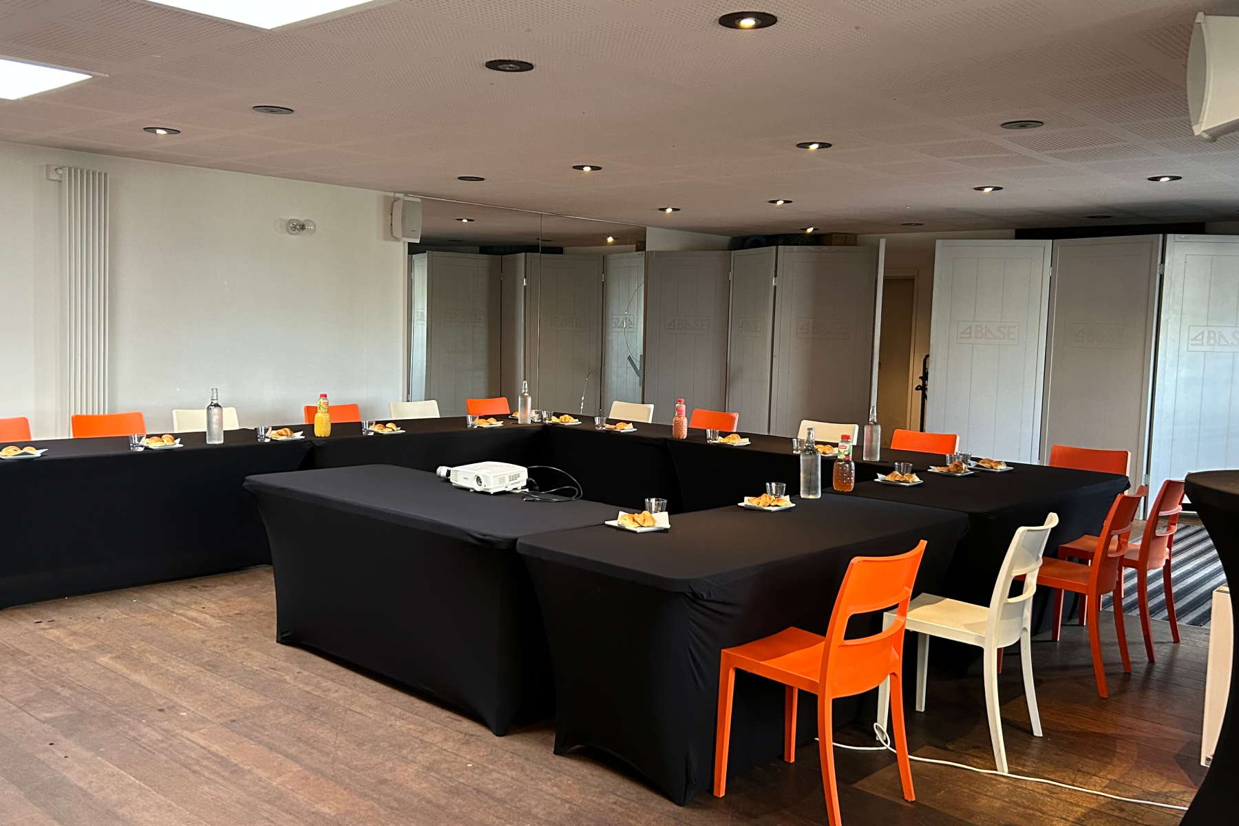 La Base Lorient Restaurant Bar Lorient Salle 25 1