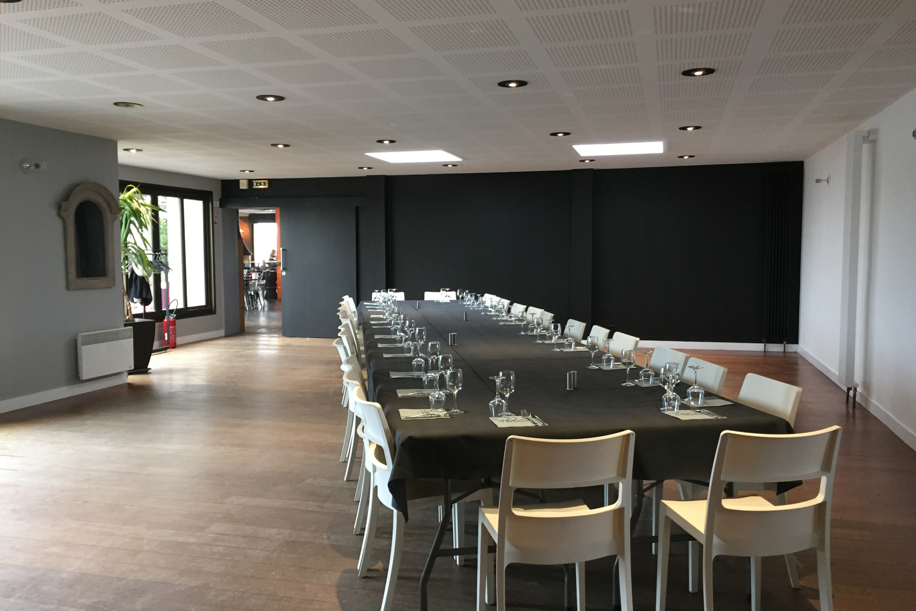 La Base Lorient Restaurant Bar Lorient Salle 7 1 1